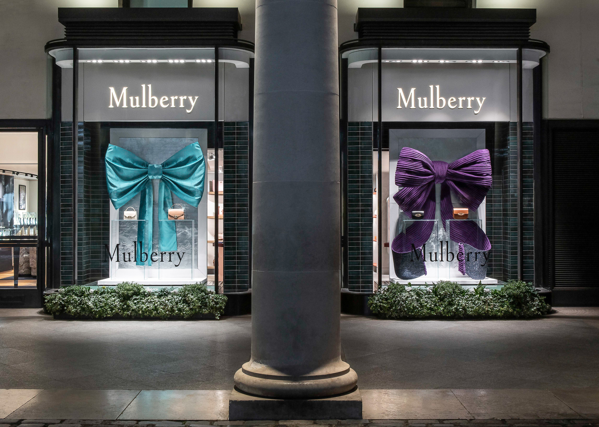 The Mulberry 2023 holiday display at Covent Garden.