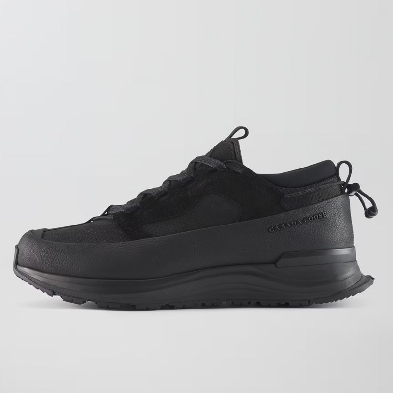 black winter sneakers from Canada Goose 